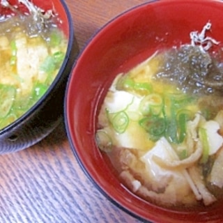 秋だから☆　朝のご馳走「くずし豆腐の味噌汁」